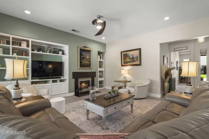 4788 Ravello, Sparks, Nevada 89436, 4 Bedrooms Bedrooms, ,3 BathroomsBathrooms,Residential,Residential,Ravello,250055701