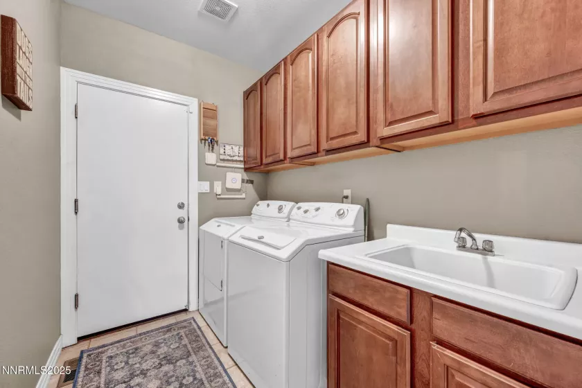 2835 Sandestin, Reno, Nevada 89523, 4 Bedrooms Bedrooms, ,3 BathroomsBathrooms,Residential,Residential,Sandestin,250055704