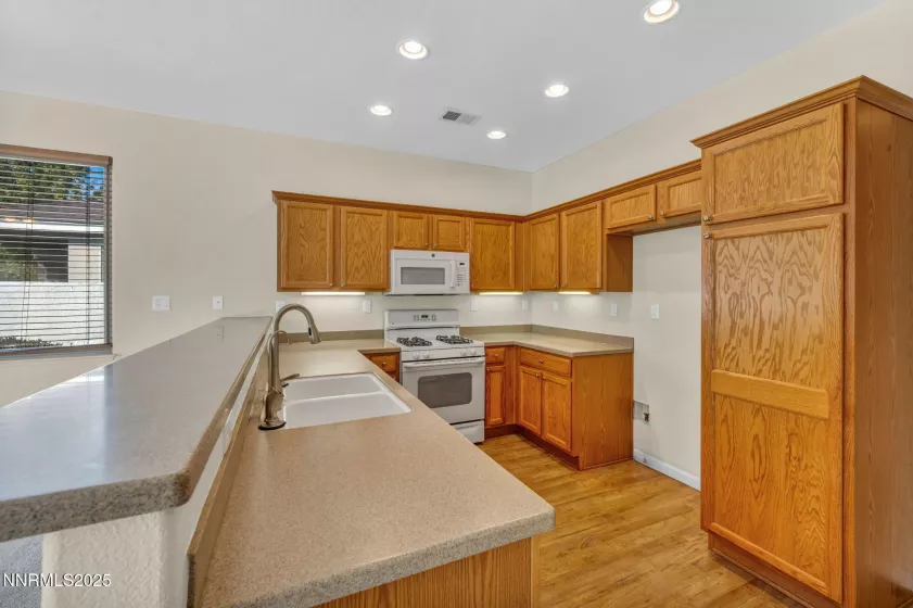 1309 Quail Run, Carson City, Nevada 89701, 3 Bedrooms Bedrooms, ,2 BathroomsBathrooms,Residential,Residential,Quail Run,250055693