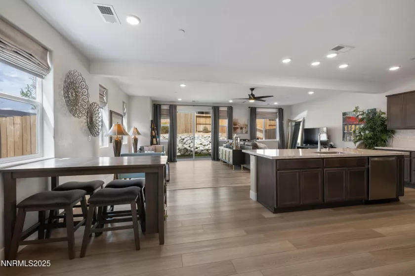 3604 Pulsar, Carson City, Nevada 89705, 3 Bedrooms Bedrooms, ,3 BathroomsBathrooms,Residential,Residential,Pulsar,250055712