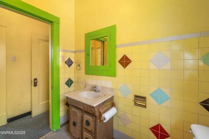 465 California, Reno, Nevada 89509, ,Commercial Sale,Residential,California,250055711