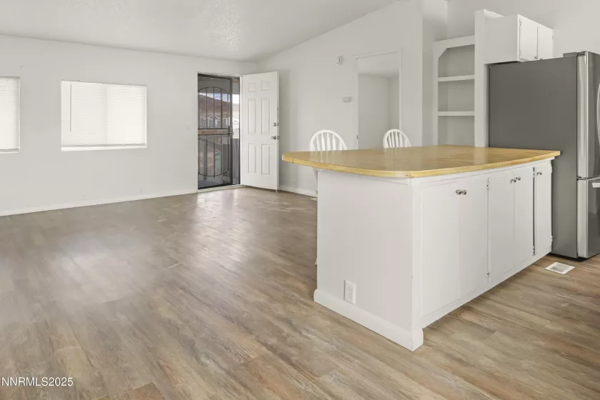 2880 Talapoosa, Silver Springs, Nevada 89429, 3 Bedrooms Bedrooms, ,2 BathroomsBathrooms,Residential,Residential,Talapoosa,250055716