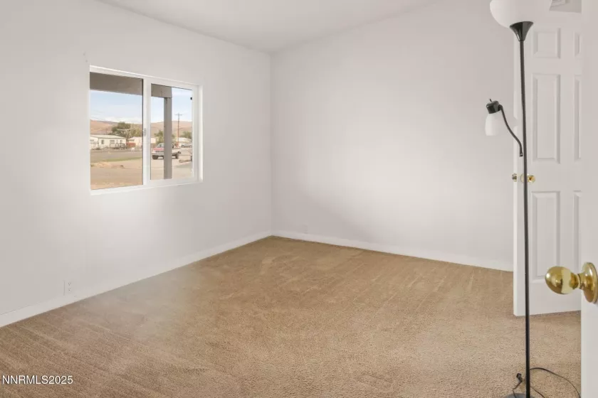 2880 Talapoosa, Silver Springs, Nevada 89429, 3 Bedrooms Bedrooms, ,2 BathroomsBathrooms,Residential,Residential,Talapoosa,250055716