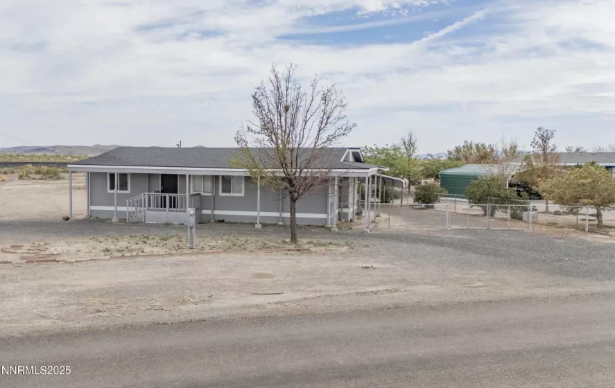 2880 Talapoosa, Silver Springs, Nevada 89429, 3 Bedrooms Bedrooms, ,2 BathroomsBathrooms,Residential,Residential,Talapoosa,250055716