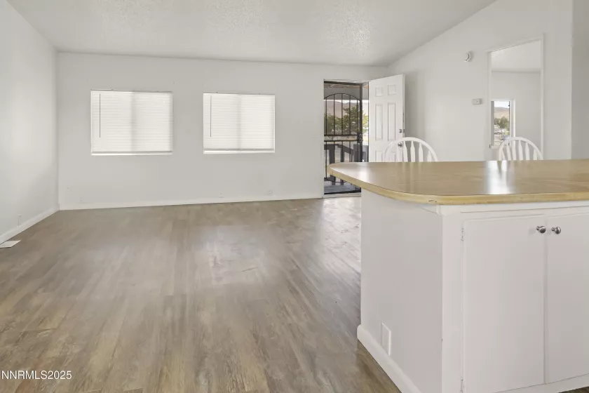 2880 Talapoosa, Silver Springs, Nevada 89429, 3 Bedrooms Bedrooms, ,2 BathroomsBathrooms,Residential,Residential,Talapoosa,250055716