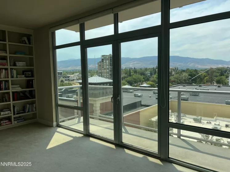 50 Sierra, Reno, Nevada 89501, 2 Bedrooms Bedrooms, ,2 BathroomsBathrooms,Residential,Residential,Sierra,250055717