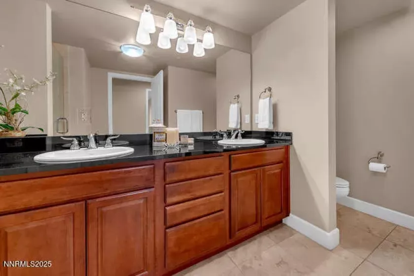 50 Sierra, Reno, Nevada 89501, 2 Bedrooms Bedrooms, ,2 BathroomsBathrooms,Residential,Residential,Sierra,250055717