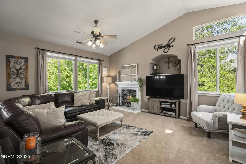 7330 Little Easy, Sparks, Nevada 89436, 3 Bedrooms Bedrooms, ,3 BathroomsBathrooms,Residential,Residential,Little Easy,250055719