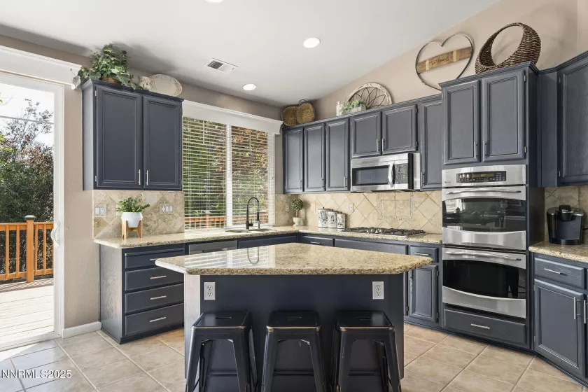 7330 Little Easy, Sparks, Nevada 89436, 3 Bedrooms Bedrooms, ,3 BathroomsBathrooms,Residential,Residential,Little Easy,250055719