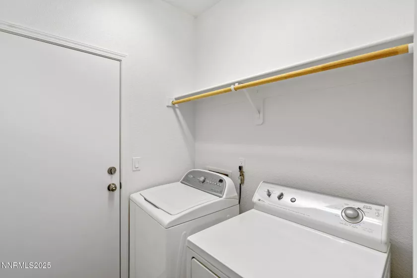 135 Catlin, Dayton, Nevada 89403, 3 Bedrooms Bedrooms, ,2 BathroomsBathrooms,Residential,Residential,Catlin,250055720