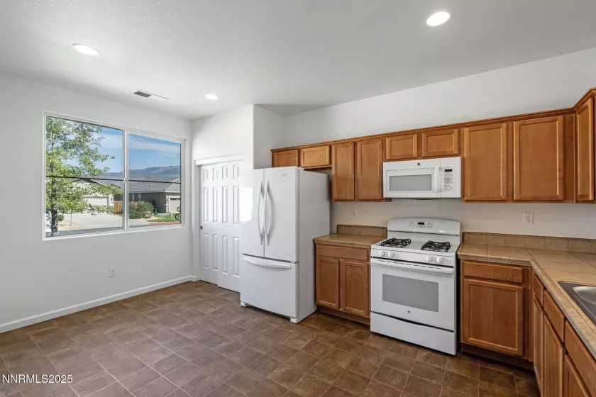 135 Catlin, Dayton, Nevada 89403, 3 Bedrooms Bedrooms, ,2 BathroomsBathrooms,Residential,Residential,Catlin,250055720