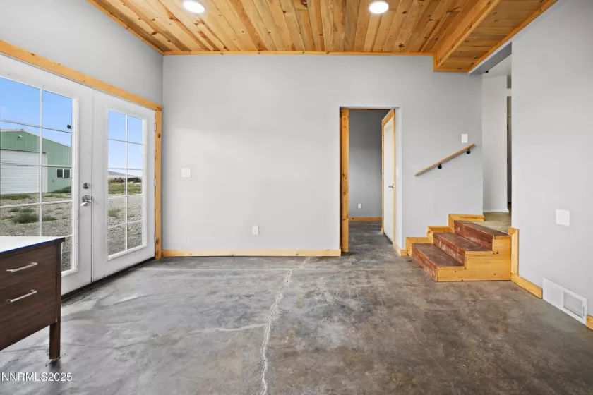 3900 Van Diest, Winnemucca, Nevada 89445, 3 Bedrooms Bedrooms, ,2 BathroomsBathrooms,Residential,Residential,Van Diest,250055721