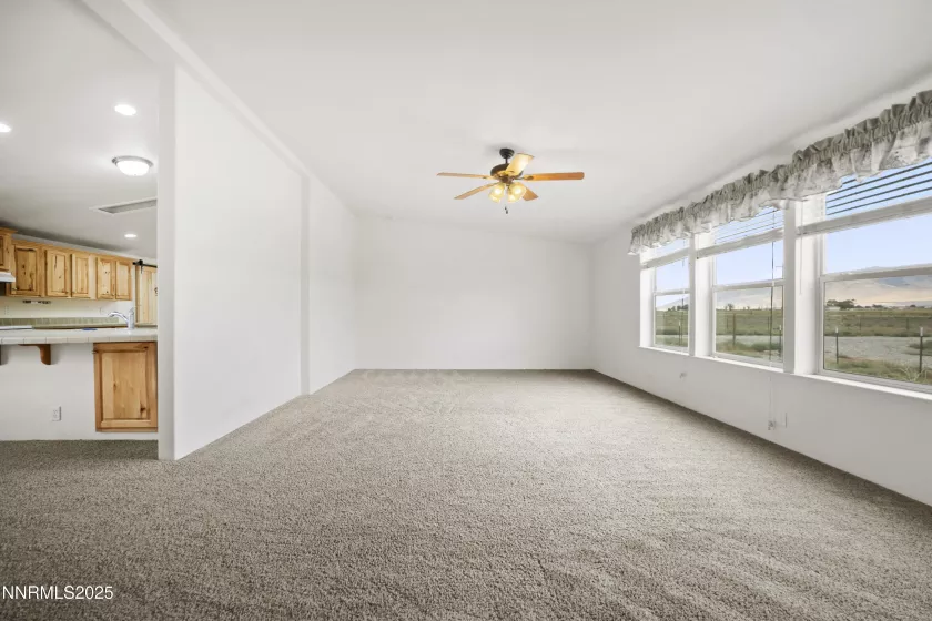 3900 Van Diest, Winnemucca, Nevada 89445, 3 Bedrooms Bedrooms, ,2 BathroomsBathrooms,Residential,Residential,Van Diest,250055721