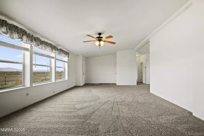 3900 Van Diest, Winnemucca, Nevada 89445, 3 Bedrooms Bedrooms, ,2 BathroomsBathrooms,Residential,Residential,Van Diest,250055721