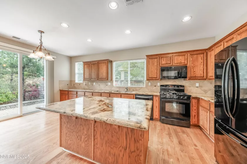 7867 Morgan Pointe, Reno, Nevada 89523, 3 Bedrooms Bedrooms, ,2 BathroomsBathrooms,Residential,Residential,Morgan Pointe,250055723