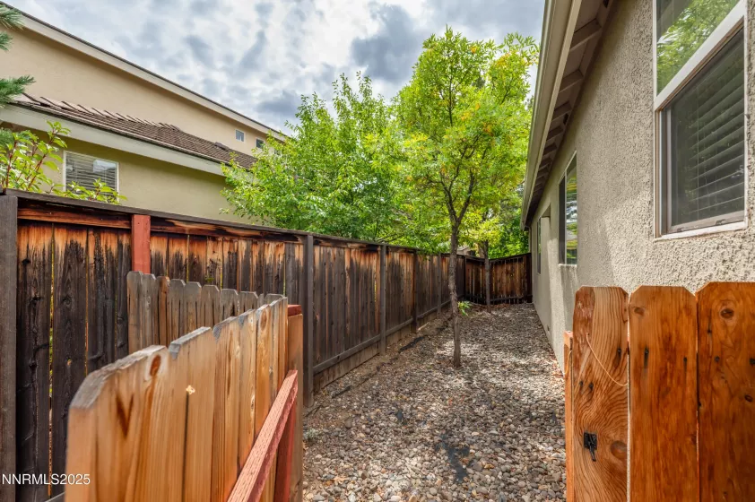 7867 Morgan Pointe, Reno, Nevada 89523, 3 Bedrooms Bedrooms, ,2 BathroomsBathrooms,Residential,Residential,Morgan Pointe,250055723