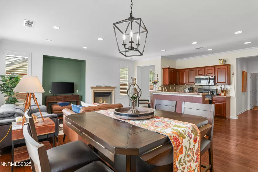 1266 Firefly, Reno, Nevada 89523, 2 Bedrooms Bedrooms, ,2 BathroomsBathrooms,Residential,Residential,Firefly,250055724