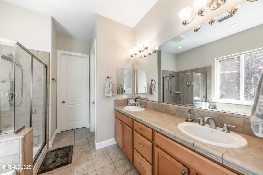 6756 Fabric, Sparks, Nevada 89436, 4 Bedrooms Bedrooms, ,3 BathroomsBathrooms,Residential,Residential,Fabric,250055727