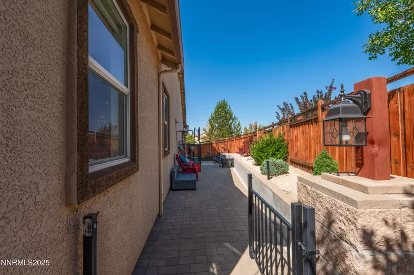 6756 Fabric, Sparks, Nevada 89436, 4 Bedrooms Bedrooms, ,3 BathroomsBathrooms,Residential,Residential,Fabric,250055727