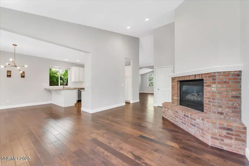 4559 Village Green, Reno, Nevada 89519, 3 Bedrooms Bedrooms, ,2 BathroomsBathrooms,Residential,Residential,Village Green,250055726