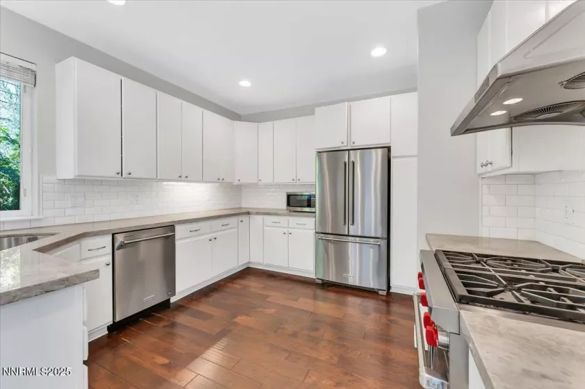 4559 Village Green, Reno, Nevada 89519, 3 Bedrooms Bedrooms, ,2 BathroomsBathrooms,Residential,Residential,Village Green,250055726