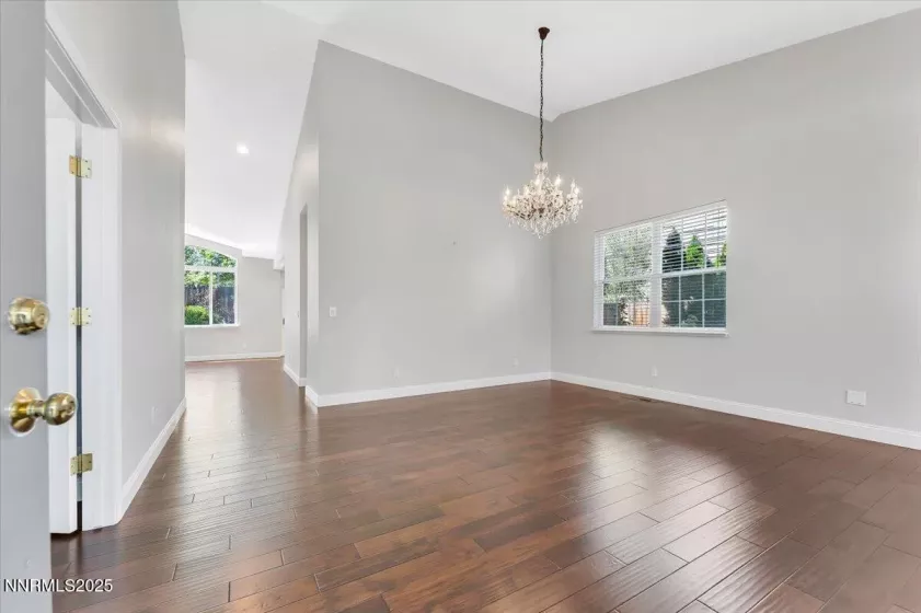 4559 Village Green, Reno, Nevada 89519, 3 Bedrooms Bedrooms, ,2 BathroomsBathrooms,Residential,Residential,Village Green,250055726