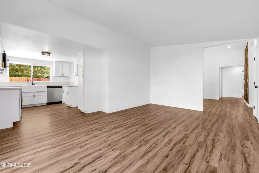 2508 Peartree, Sparks, Nevada 89434, 3 Bedrooms Bedrooms, ,2 BathroomsBathrooms,Residential,Residential,Peartree,250055734