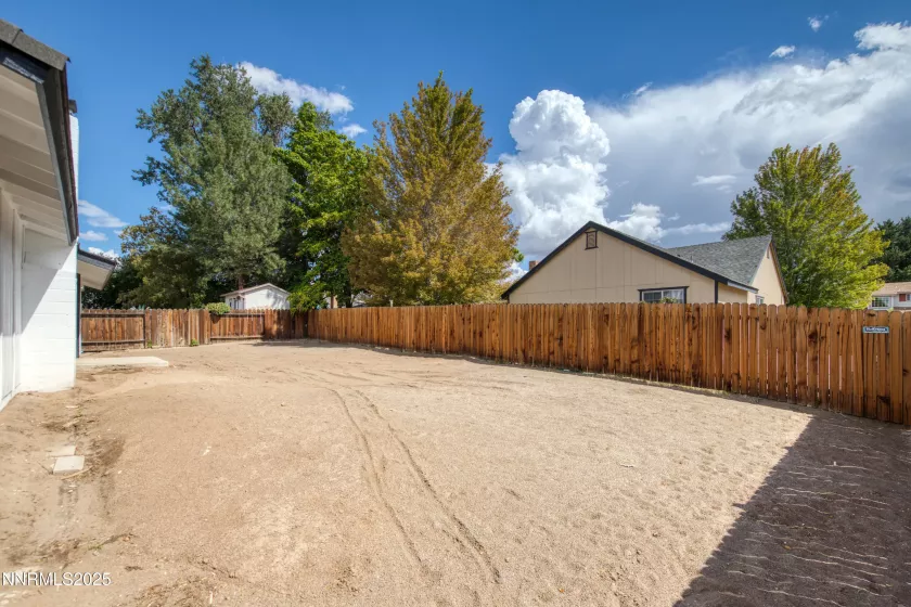 2508 Peartree, Sparks, Nevada 89434, 3 Bedrooms Bedrooms, ,2 BathroomsBathrooms,Residential,Residential,Peartree,250055734