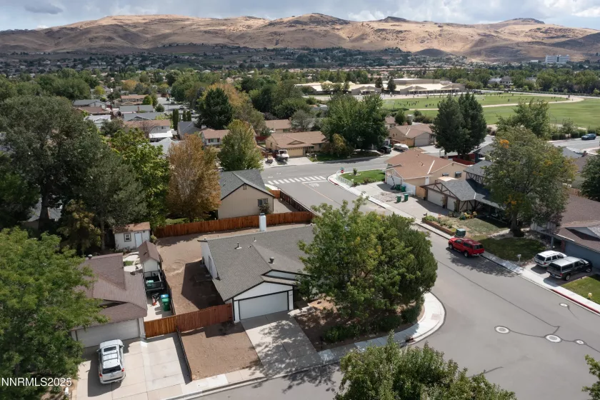 2508 Peartree, Sparks, Nevada 89434, 3 Bedrooms Bedrooms, ,2 BathroomsBathrooms,Residential,Residential,Peartree,250055734
