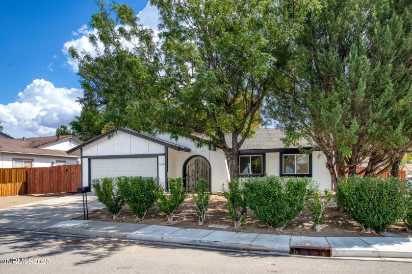 2508 Peartree, Sparks, Nevada 89434, 3 Bedrooms Bedrooms, ,2 BathroomsBathrooms,Residential,Residential,Peartree,250055734