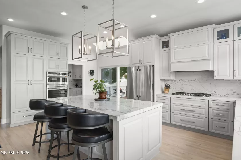 2556 Edgerock, Reno, Nevada 89519, 3 Bedrooms Bedrooms, ,3 BathroomsBathrooms,Residential,Residential,Edgerock,250055737