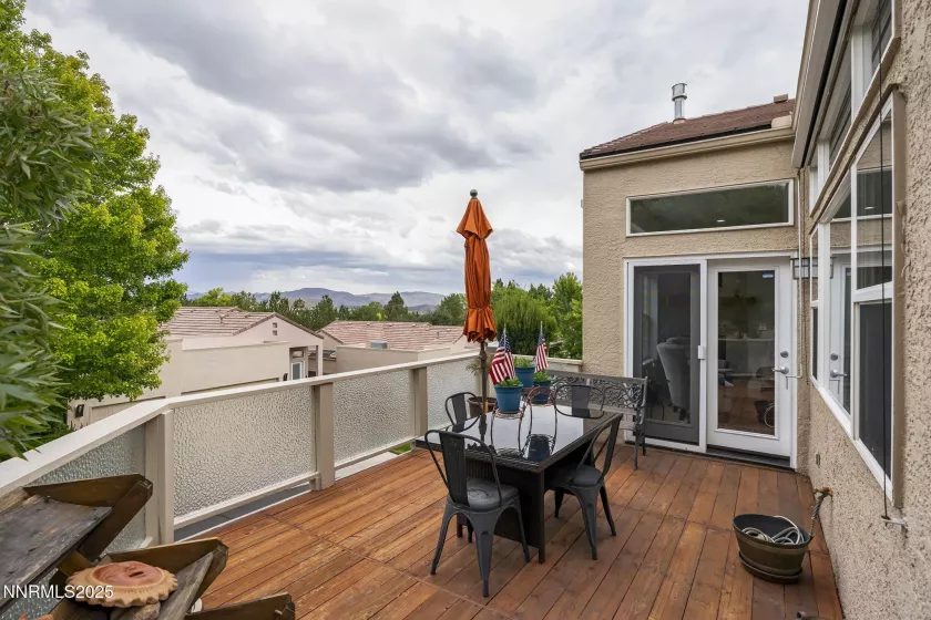 2556 Edgerock, Reno, Nevada 89519, 3 Bedrooms Bedrooms, ,3 BathroomsBathrooms,Residential,Residential,Edgerock,250055737