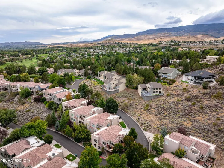 2556 Edgerock, Reno, Nevada 89519, 3 Bedrooms Bedrooms, ,3 BathroomsBathrooms,Residential,Residential,Edgerock,250055737
