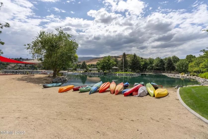 2556 Edgerock, Reno, Nevada 89519, 3 Bedrooms Bedrooms, ,3 BathroomsBathrooms,Residential,Residential,Edgerock,250055737