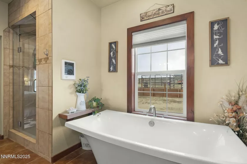 1255 Bedell, Reno, Nevada 89508, 3 Bedrooms Bedrooms, ,2 BathroomsBathrooms,Residential,Residential,Bedell,250055741