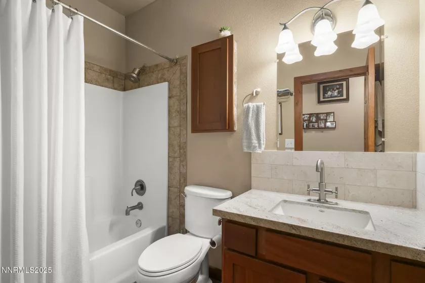 1255 Bedell, Reno, Nevada 89508, 3 Bedrooms Bedrooms, ,2 BathroomsBathrooms,Residential,Residential,Bedell,250055741