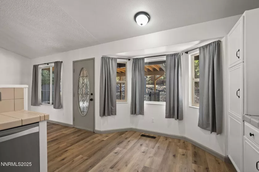 7690 Deep Bay, Reno, Nevada 89506, 4 Bedrooms Bedrooms, ,2 BathroomsBathrooms,Residential,Residential,Deep Bay,250055740