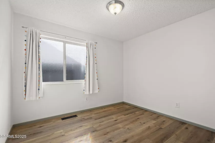 7690 Deep Bay, Reno, Nevada 89506, 4 Bedrooms Bedrooms, ,2 BathroomsBathrooms,Residential,Residential,Deep Bay,250055740