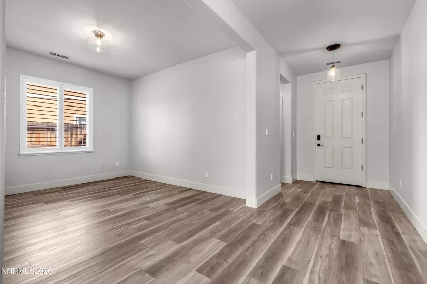 1980 Lonesome Spur, Reno, Nevada 89521, 5 Bedrooms Bedrooms, ,3 BathroomsBathrooms,Residential,Residential,Lonesome Spur,250055744