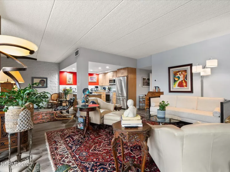 1200 Riverside, Reno, Nevada 89503, 2 Bedrooms Bedrooms, ,2 BathroomsBathrooms,Residential,Residential,Riverside,250055746