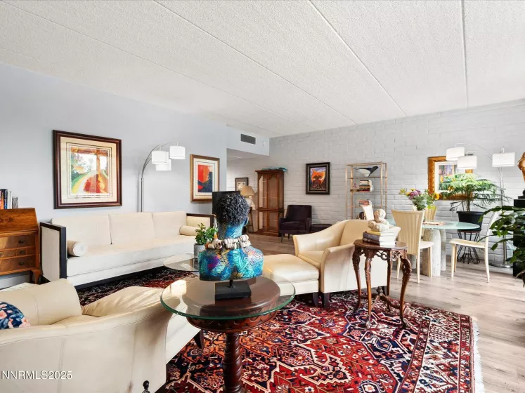 1200 Riverside, Reno, Nevada 89503, 2 Bedrooms Bedrooms, ,2 BathroomsBathrooms,Residential,Residential,Riverside,250055746