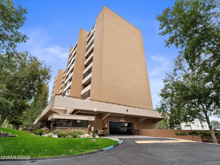 1200 Riverside, Reno, Nevada 89503, 2 Bedrooms Bedrooms, ,2 BathroomsBathrooms,Residential,Residential,Riverside,250055746