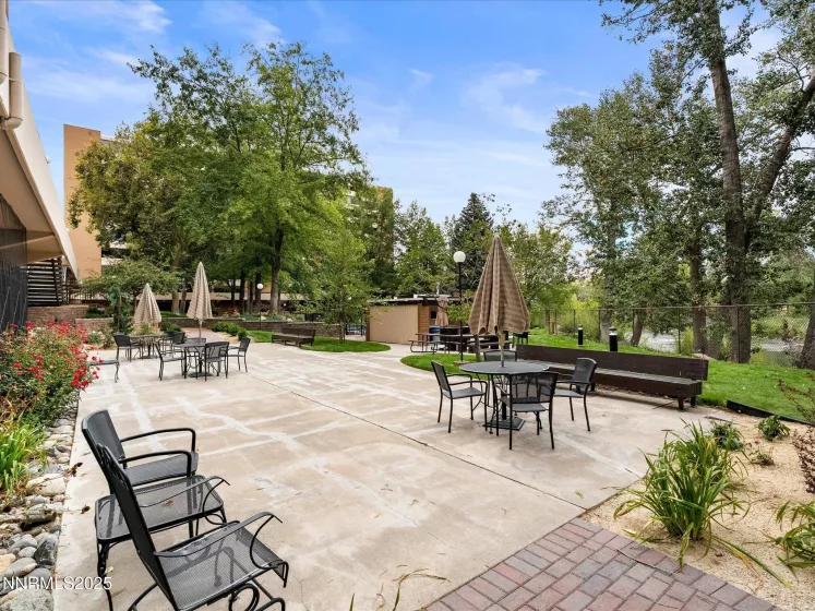 1200 Riverside, Reno, Nevada 89503, 2 Bedrooms Bedrooms, ,2 BathroomsBathrooms,Residential,Residential,Riverside,250055746