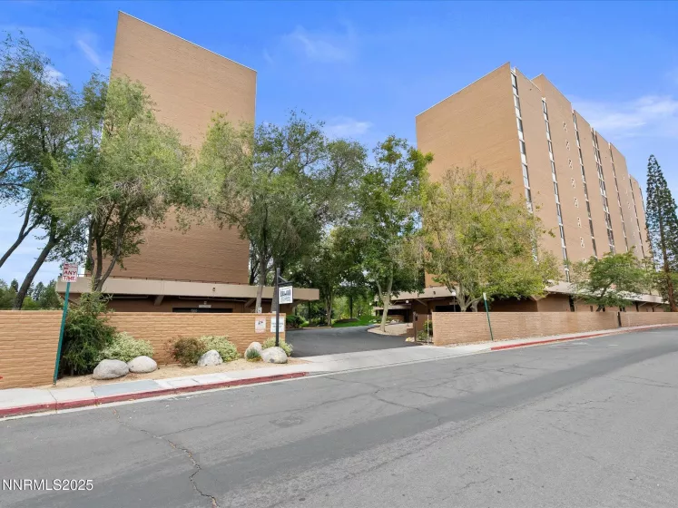 1200 Riverside, Reno, Nevada 89503, 2 Bedrooms Bedrooms, ,2 BathroomsBathrooms,Residential,Residential,Riverside,250055746
