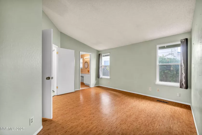 6087 White Water, Reno, Nevada 89523, 2 Bedrooms Bedrooms, ,2 BathroomsBathrooms,Residential,Residential,White Water,250055748