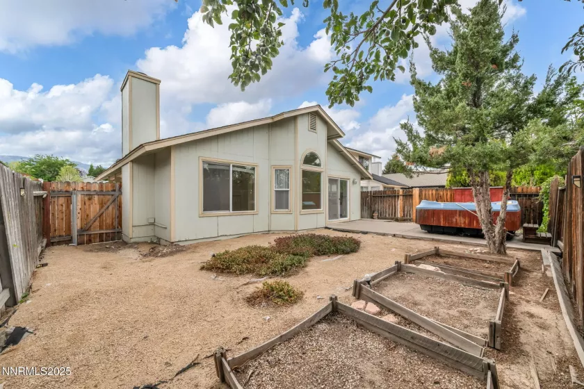 6087 White Water, Reno, Nevada 89523, 2 Bedrooms Bedrooms, ,2 BathroomsBathrooms,Residential,Residential,White Water,250055748