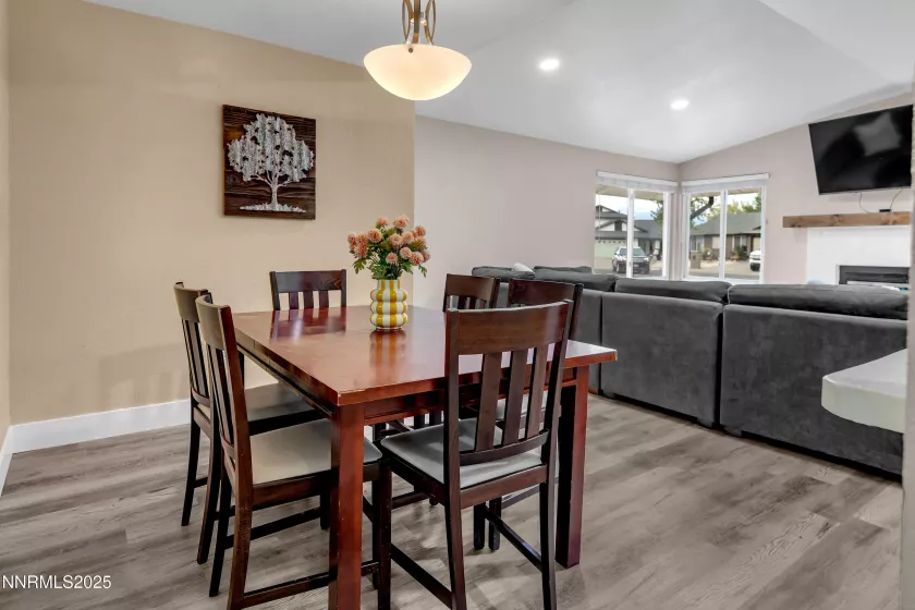 1295 Pullman, Sparks, Nevada 89434, 2 Bedrooms Bedrooms, ,2 BathroomsBathrooms,Residential,Residential,Pullman,250055751