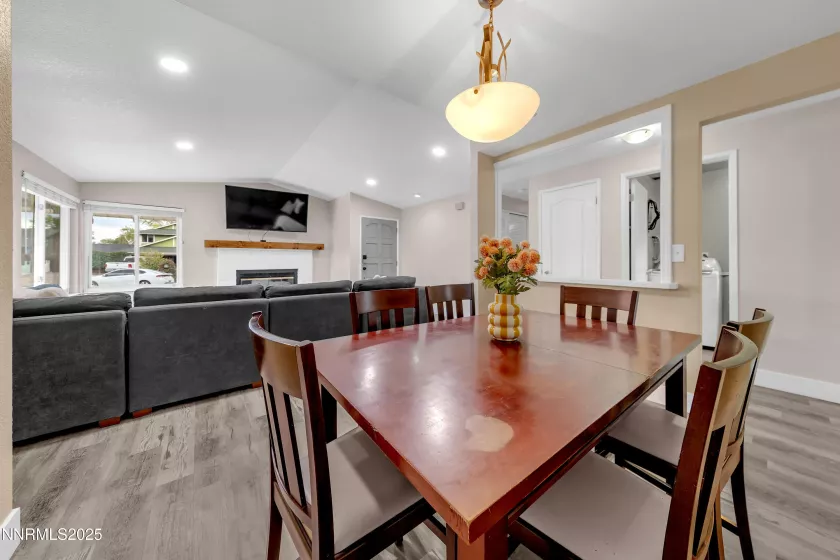 1295 Pullman, Sparks, Nevada 89434, 2 Bedrooms Bedrooms, ,2 BathroomsBathrooms,Residential,Residential,Pullman,250055751