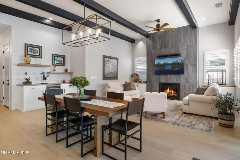 5518 Dapplegray, Reno, Nevada 89511, 2 Bedrooms Bedrooms, ,3 BathroomsBathrooms,Residential,Residential,Dapplegray,250055750