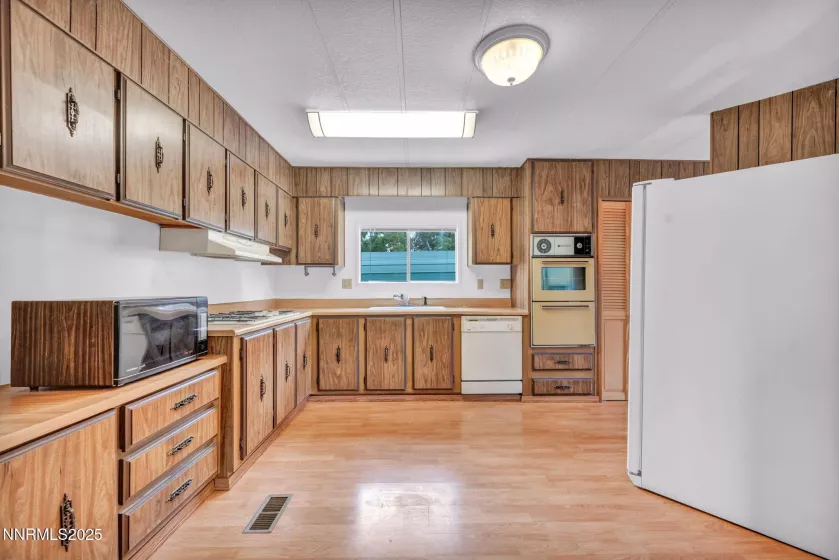 6235 Dutch Flat, Sun Valley, Nevada 89433, 3 Bedrooms Bedrooms, ,2 BathroomsBathrooms,Residential,Residential,Dutch Flat,250055752